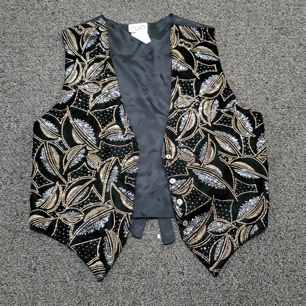 CLIO Size Med. Vest